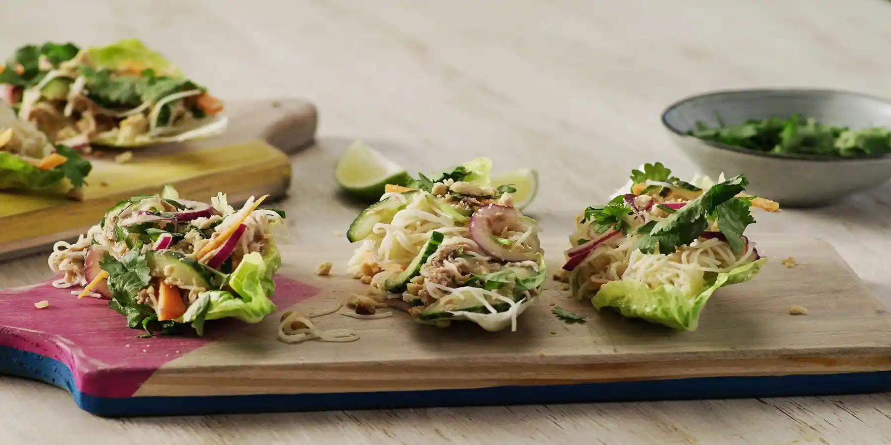 PERi-PERi
Tuna Lettuce Wraps