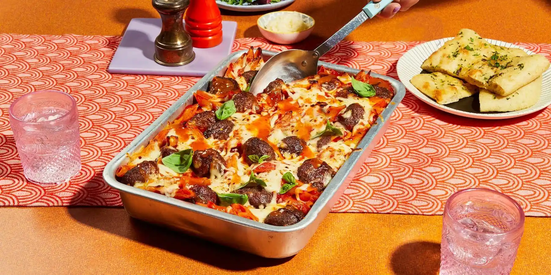 PERi-PERi
Meatball Pasta Bake