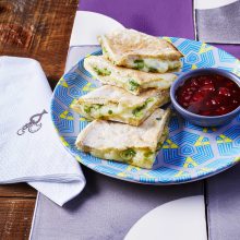Nando's Cheesy Garlic Pitta